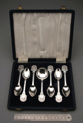 Voortrekker Monument Silver Spoon set (7) - WH Coetzer